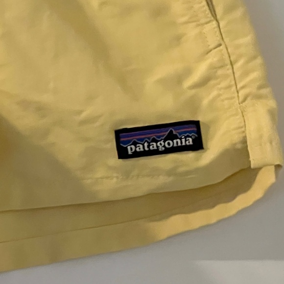 Patagonia Yellow Women's Shorts - Picture 3 of 4